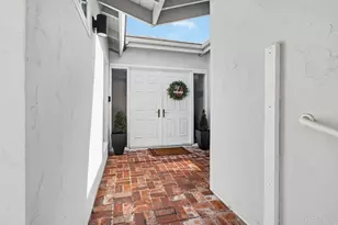 6263 Cowles Mountain Blvd, San Diego, CA 92119 - Photo 2