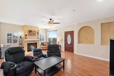 1621 Portola Avenue, Spring Valley, CA 91977 - Photo 18