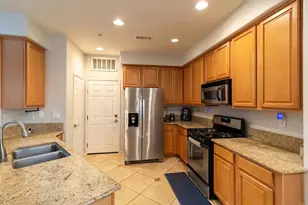 7283 Isabella Villa Ct, Highland, CA 92346 - Photo 8