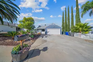 535 Shady Glen Dr, Fallbrook, CA 92028 - Photo 2