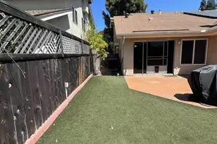 1612 Bridgeview Dr, San Diego, CA 92105 - Photo 22