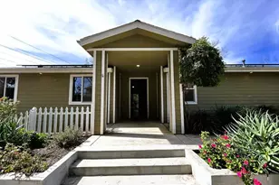 2400 Kauana Loa Dr, Escondido, CA 92029 - Photo 6