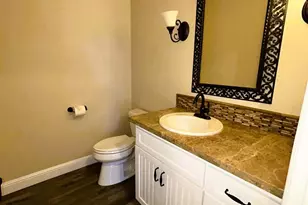 2400 Kauana Loa Dr, Escondido, CA 92029 - Photo 26