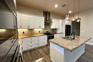 2400 Kauana Loa Dr, Escondido, CA 92029 - Photo 12