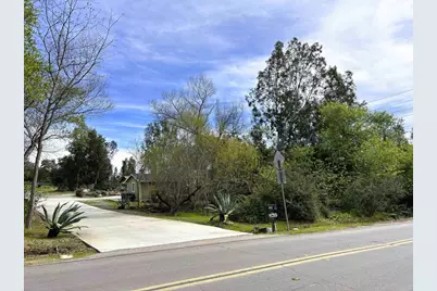 2400 Kauana Loa Dr, Escondido, CA 92029 - Photo 4