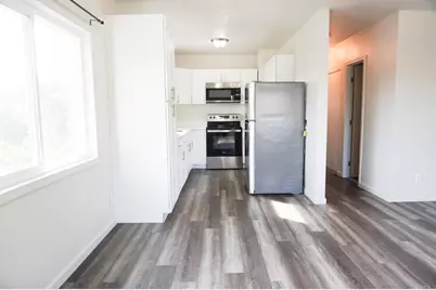 1910 B Avenue, National City, CA 91950 - Photo 6