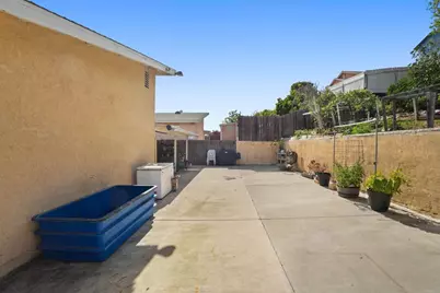 5088 Elkhart St, San Diego, CA 92105 - Photo 14