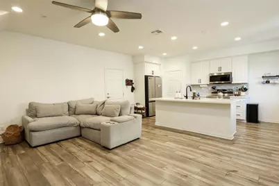 10443 Graphite St, Spring Valley, CA 91977 - Photo 12