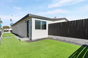 8975 Gramercy Dr, San Diego, CA 92123 - Photo 36