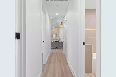 8975 Gramercy Drive, San Diego, CA 92123 - Photo 14