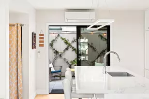 909 Olive Ave, Coronado, CA 92118 - Photo 4