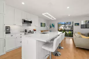 909 Olive Ave, Coronado, CA 92118 - Photo 12