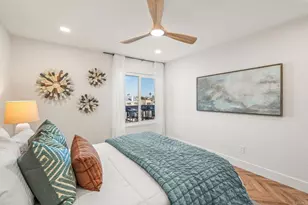 90 Montego Ct, Coronado, CA 92118 - Photo 32