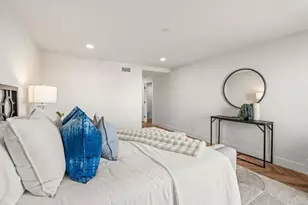 90 Montego Ct, Coronado, CA 92118 - Photo 40