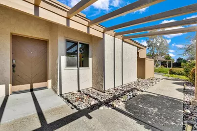 6050 Henderson #9, La Mesa, CA 91942 - Photo 2