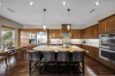 20300 Via Urbino, Porter Ranch, CA 91326 - Photo 10