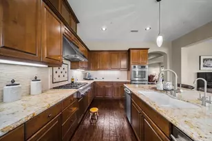 20300 Via Urbino, Porter Ranch, CA 91326 - Photo 12