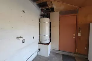 13713 Deer Hill Pl, Moreno Valley, CA 92553 - Photo 10