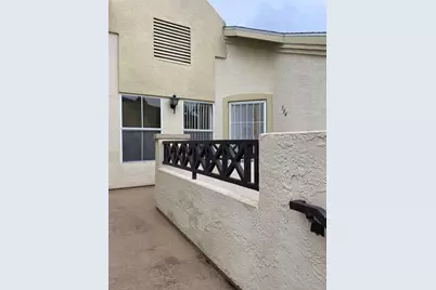 2011 Lakeridge Circle #304, Chula Vista, CA 91913 - Photo 2