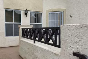 2011 Lakeridge Cir, Chula Vista, CA 91913 - Photo 2