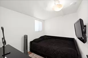 10274 Madrid Way, Spring Valley, CA 91977 - Photo 38