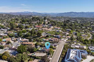 10274 Madrid Way, Spring Valley, CA 91977 - Photo 12