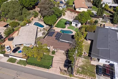 10274 Madrid Way, Spring Valley, CA 91977 - Photo 2