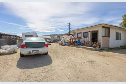 13765 Fremont St, Trona, CA 93562 - Photo 4