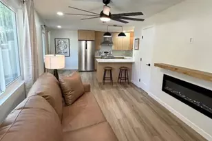 5725 Linda Vista Rd, San Diego, CA 92110 - Photo 2