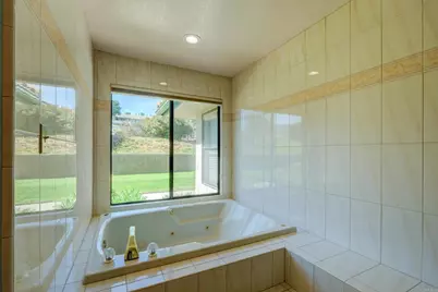 9954 Circa Valle Verde, El Cajon, CA 92021 - Photo 32