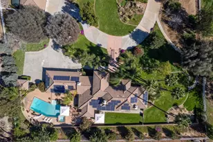 9954 Circa Valle Verde, El Cajon, CA 92021 - Photo 8