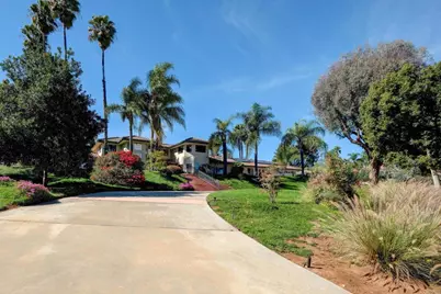 9954 Circa Valle Verde, El Cajon, CA 92021 - Photo 58