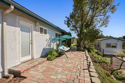 12135 Los Amigos Way, Lakeside, CA 92040 - Photo 20