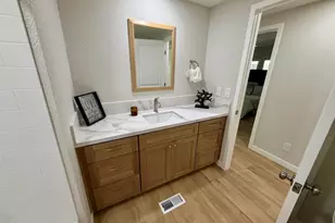 8301 Mission Gorge Road, Santee, CA 92071 - Photo 16