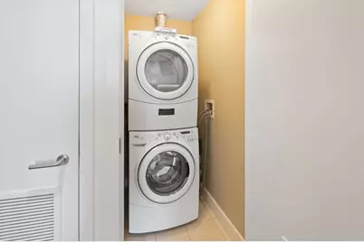 1325 Pacific Highway #906, San Diego, CA 92101 - Photo 32