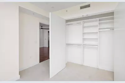 1325 Pacific Highway #906, San Diego, CA 92101 - Photo 18