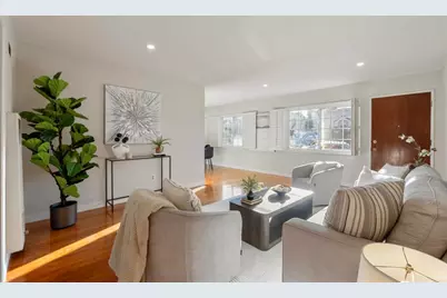 827 S 39th Street, San Diego, CA 92113 - Photo 4