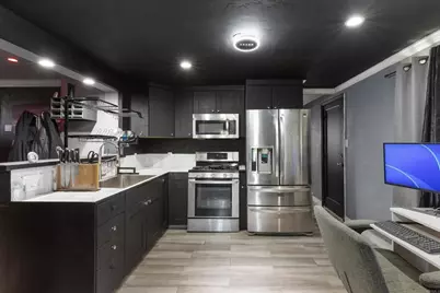 999 E Division St #B27, National City, CA 91950 - Photo 6