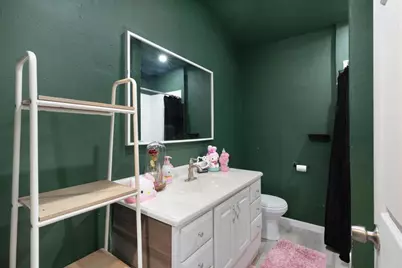 999 E Division St #B27, National City, CA 91950 - Photo 12