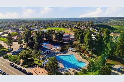 2083 Lakeridge Circle #104, Chula Vista, CA 91913 - Photo 22