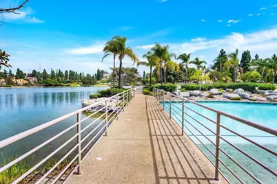 2083 Lakeridge Circle #104, Chula Vista, CA 91913 - Photo 2