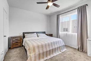 402 Creekside Circle, San Diego, CA 92114 - Photo 14