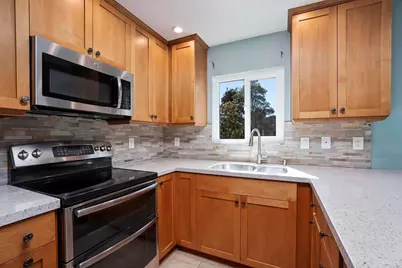 11337 Avenida De Los Lobos #C, San Diego, CA 92127 - Photo 8