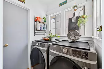 1530 E Appleton Street, Long Beach, CA 90802 - Photo 14