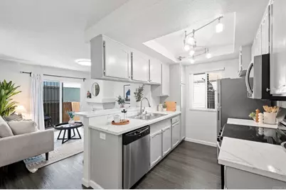 2560 C Street #15, San Diego, CA 92102 - Photo 6