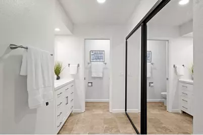 2560 C Street #15, San Diego, CA 92102 - Photo 10