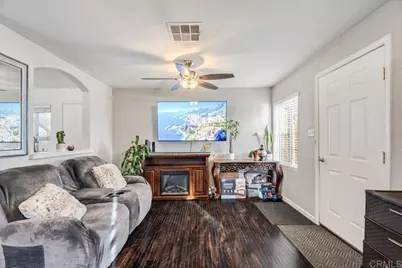 347 E B Street, Brawley, CA 92227 - Photo 18