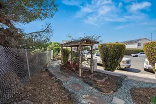 3027 Oval Dr, San Diego, CA 92139 - Photo 46