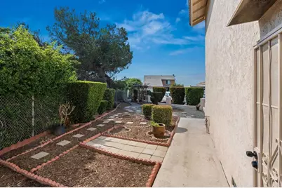 3027 Oval Drive, San Diego, CA 92139 - Photo 44