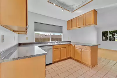 9931 Knollview Dr., Spring Valley, CA 91977 - Photo 6